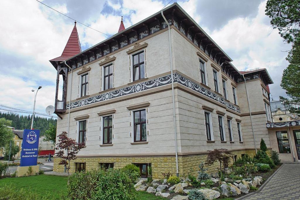 Hotel Carol - Vatra Dornei Exterior photo
